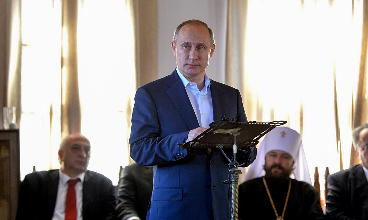 Κορονοϊός: Ο Πούτιν πληρώνει τους μισθούς όλων να μείνουν σπίτι