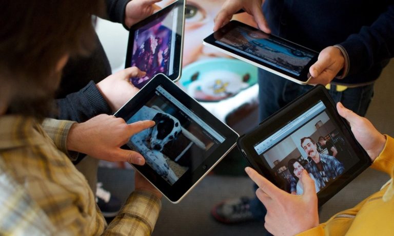 Δωρεάν tablets σε μαθητές που το έχουν ανάγκη