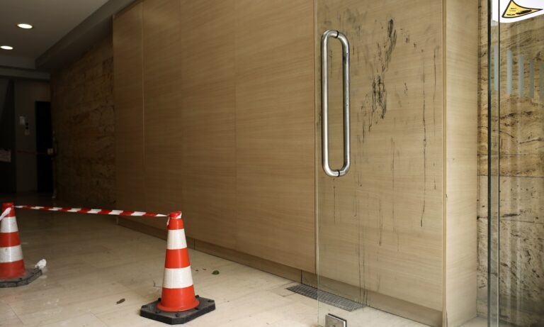 Επίθεση με βιτριόλι: Πέντε γυναίκες οι ύποπτες! (vids)