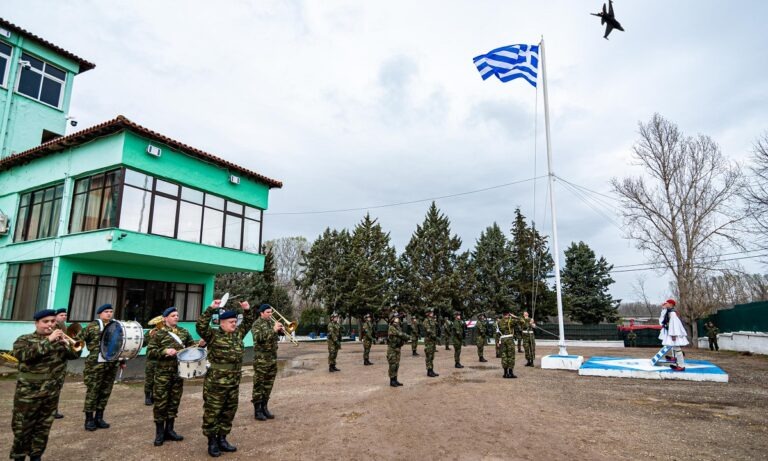 Έβρος: Διαψεύδει το ΥΠΕΞ: «Καμία ξένη δύναμη δεν βρίσκεται σε ελληνικό έδαφος»