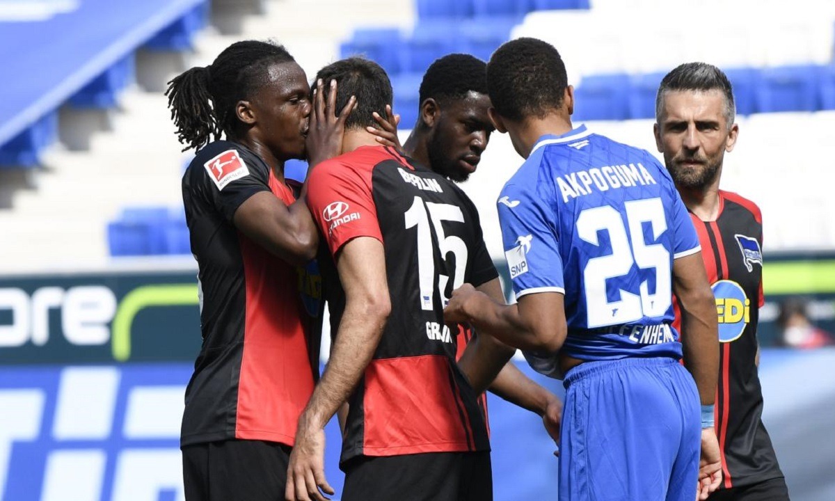 Χοφενχάιμ-Χέρτα: Ποιο social distancing; Oι παίκτες φιλήθηκαν στο γκολ