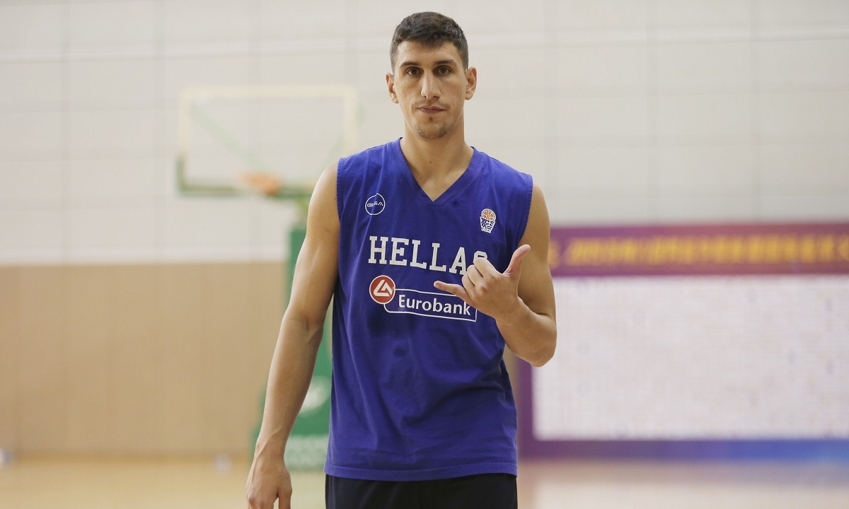 Λαρεντζάκης: Η διαδρομή από το Περιστέρι και την Καλλιθέα, ως το ΣΕΦ (vid)