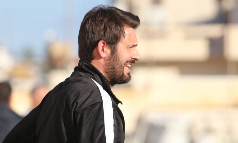 ΠΟΑ: Έδιωξε τον προπονητή και τον προσέλαβε ξανά μετά από έξι μέρες!