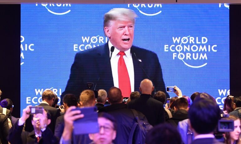 Το περιοδικό Time παρουσιάζει τον Τραμπ ως Χίτλερ με εκπληκτικό τρόπο! (pic)