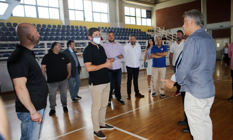 Αυγενάκης: Αυτοψία  στο αναξιοποίητο αθλητικό κέντρο του Ολυμπιακού Χωριού