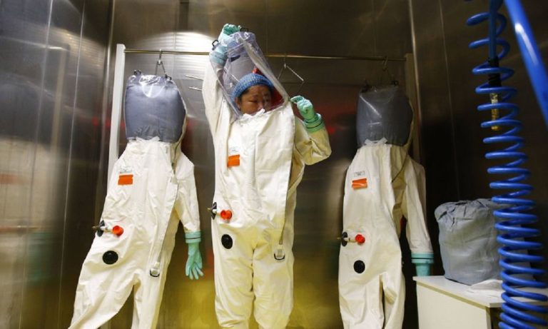 Κορoνοϊός: 9 «καυτά» ερωτήματα χωρίς σαφή απάντηση