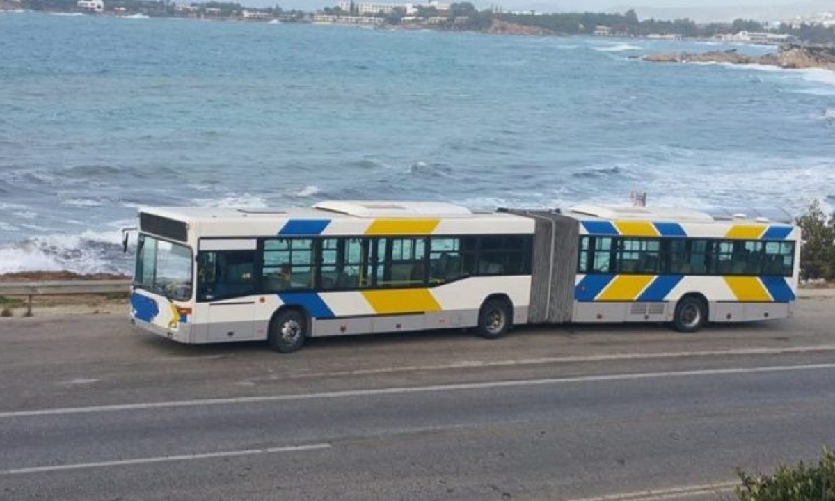 Βάρκιζα: Έδειραν οδηγό λεωφορείου- Διακομίσθηκε στο Τζάνειο