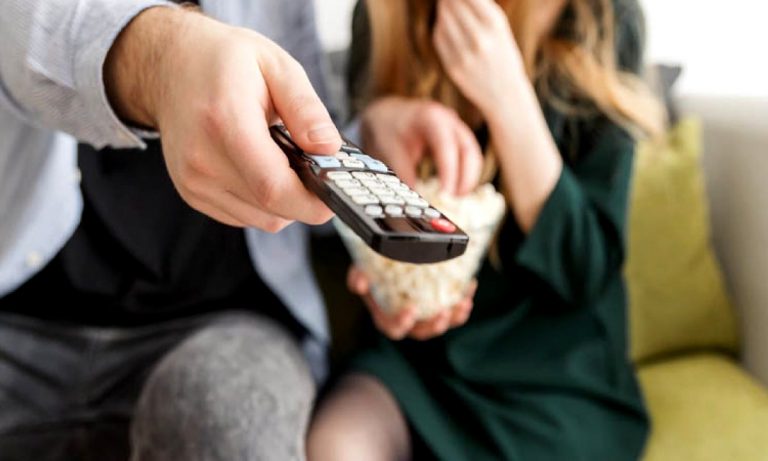 Κορονοϊός: «Μάχη» των καναλιών για την ταινία που είχε προβλέψει τα πάντα