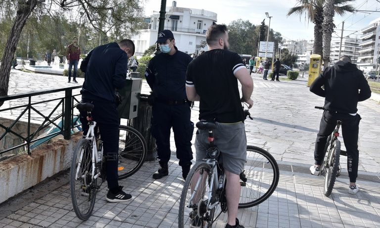 Απαγόρευση κυκλοφορίας: Νέες 1.228 για άσκοπες μετακινήσεις την Πέμπτη (30/4)