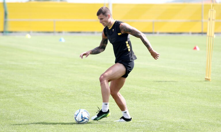 Βράνιες: Ανοίγει ο δρόμος, εξελίξεις στην Αντερλεχτ