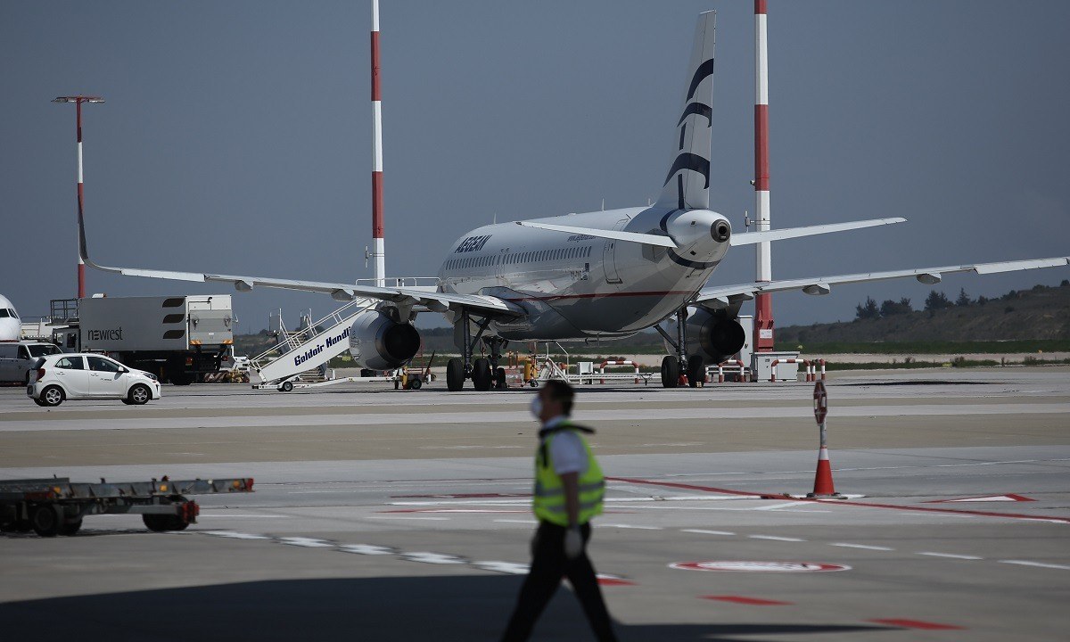Κορονοϊός: Έως πότε και για ποιες χώρες ισχύει η αναστολή πτήσεων