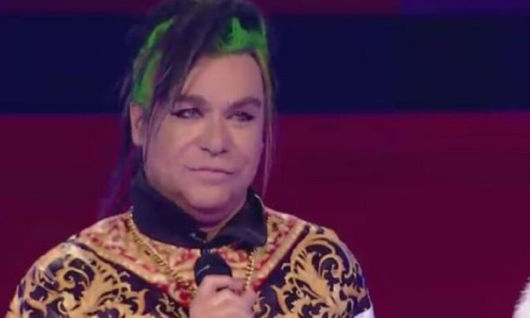 J2US: Ο Τρύφωνας… εκτέλεσε FY και το Twitter έδωσε ρεσιτάλ! (pics)