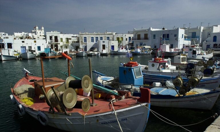 Ξένα ΜΜΕ: Πρώτο θέμα η έναρξη της τουριστικής σεζόν στην Ελλάδα (vid)