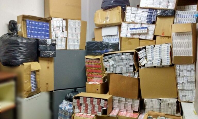 Χίος: Κουβαλούσαν 1.000 πακέτα λαθραία τσιγάρα
