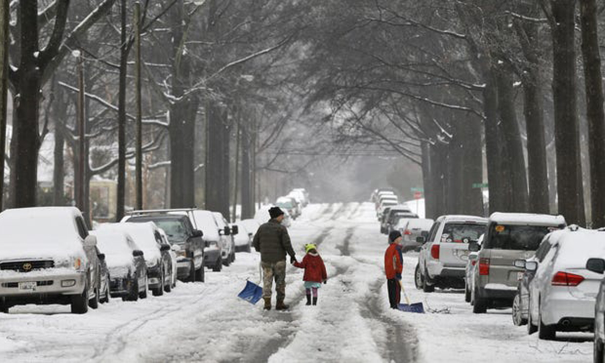 Αμερική: Απίστευτο! Κύμα χιονιά Μάιο μήνα (vid)