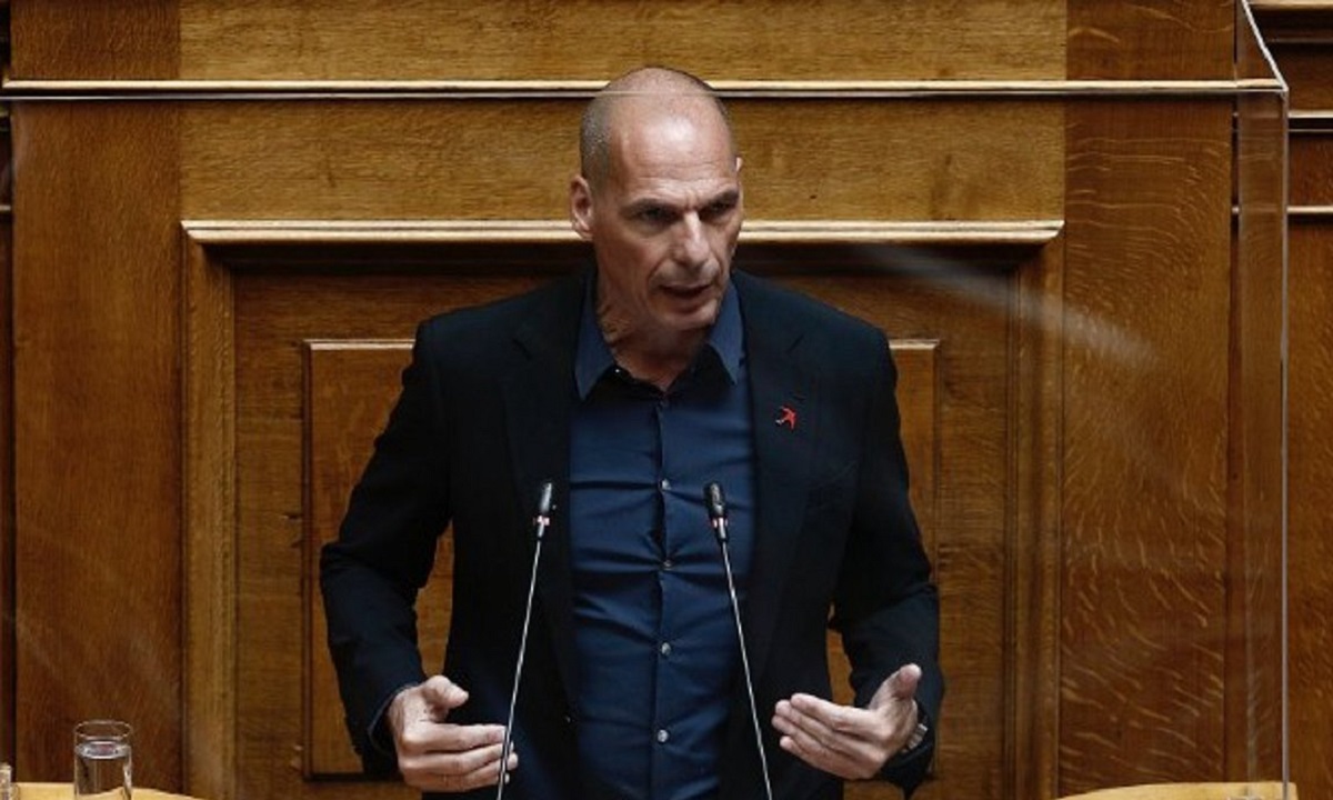 Βαρουφάκης: «Έρχεται το 5ο μνημόνιο, θα είναι απάνθρωπα σκληρό»