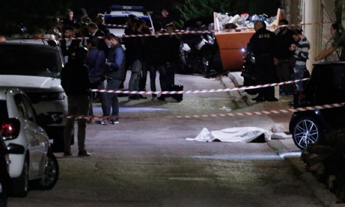 Δολοφονία στη Βούλα: Παίρνει νέα τροπή – Αποκαλύψεις για τη διπλή ταυτότητα του θύματος