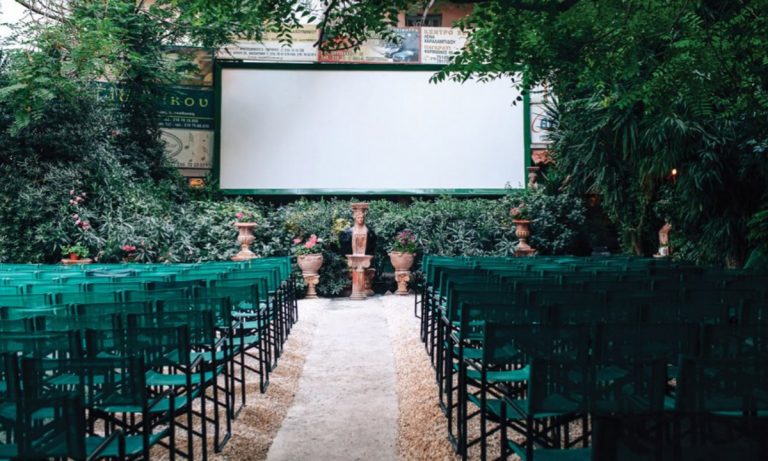 Πότε ανοίγουν τα σινεμά