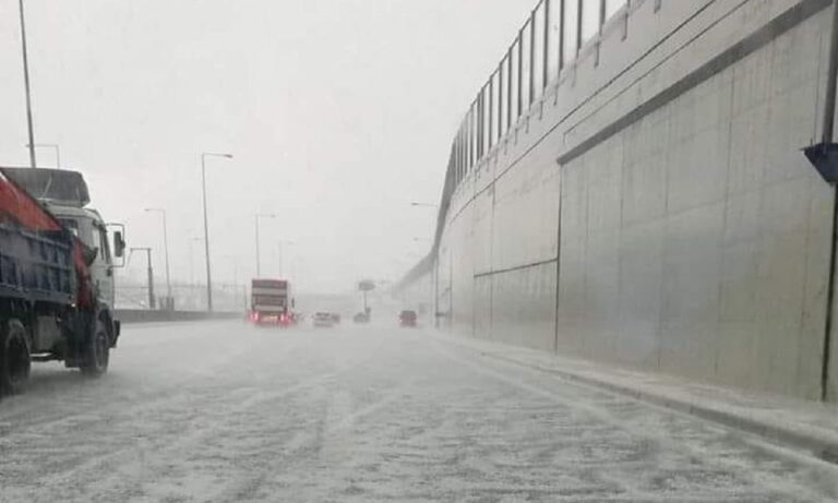 Καιρός: Απίστευτη χαλαζόπτωση στην Αττική (pics)