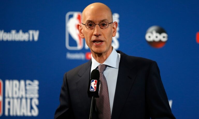 ΝΒΑ-Σίλβερ: «Ίσως πάμε σε διακοπή αν έχουμε εξάπλωση του κορονοϊού»