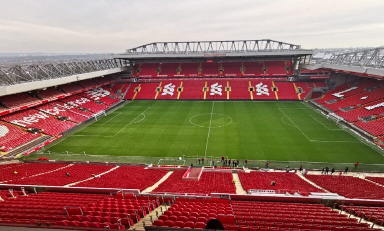 Λίβερπουλ: Στο «Άνφιλντ» τα εντός έδρας ματς, στο «Γκούντισον» με Έβερτον!