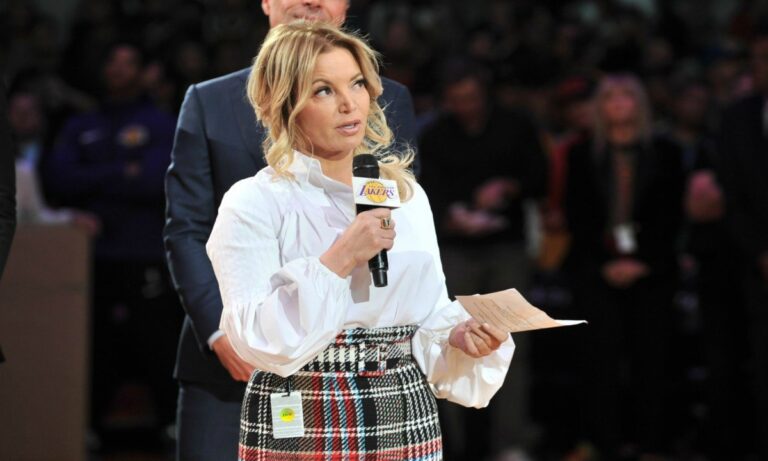 Η εμετική επιστολή που έστειλε οπαδός των Λέικερς