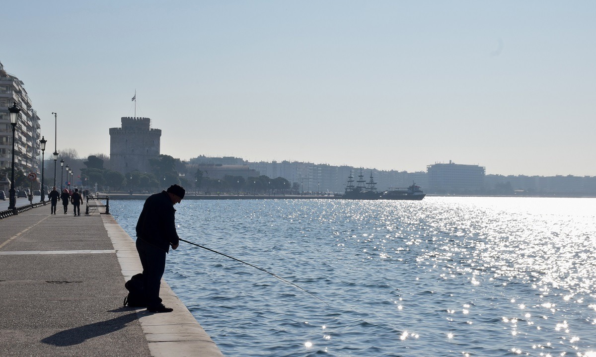 Καιρός 5/6: Ανεβαίνει και άλλο η θερμοκρασία