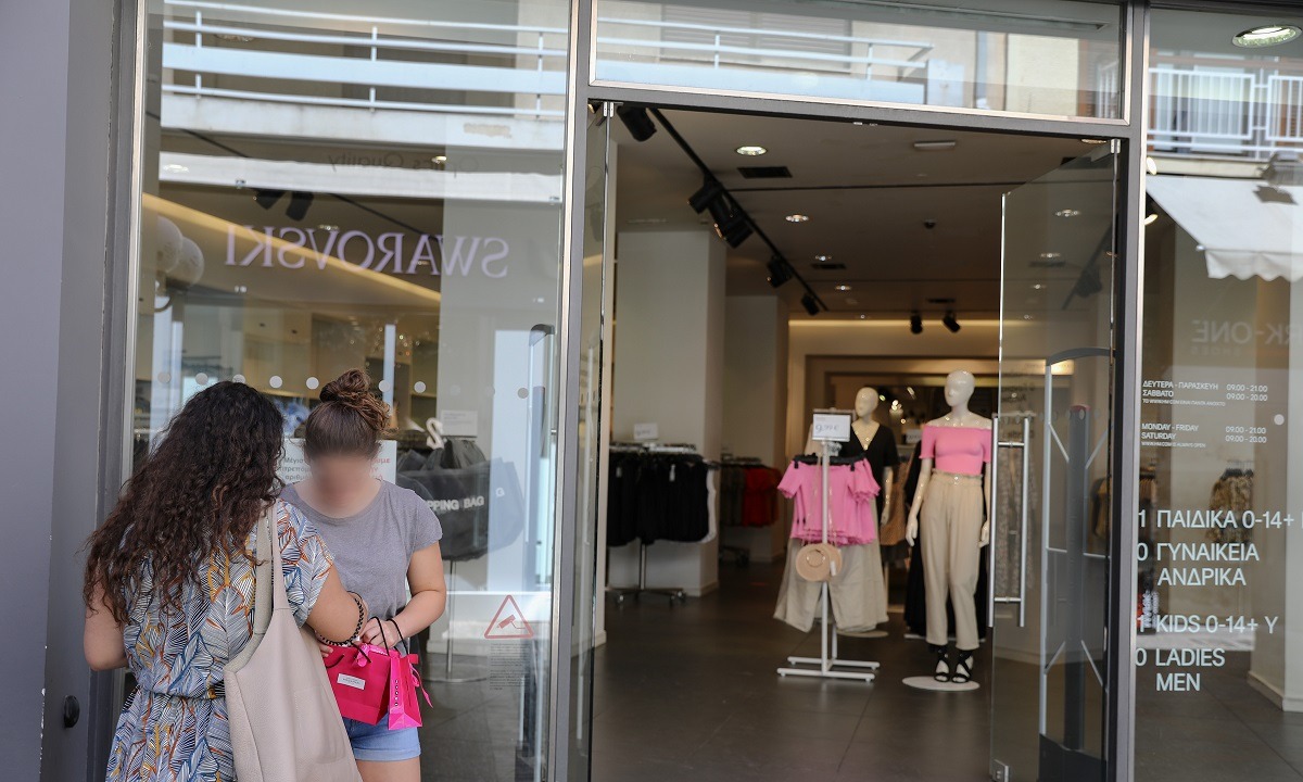 Ποια Κυριακή του Ιουλίου θα είναι ανοιχτά τα καταστήματα