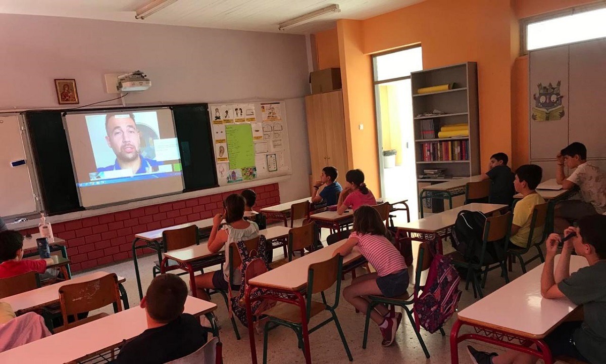 Νέες δράσεις του «Ζήσε Αθλητικά» με… τηλεπισκέψεις σε δημοτικά σχολεία