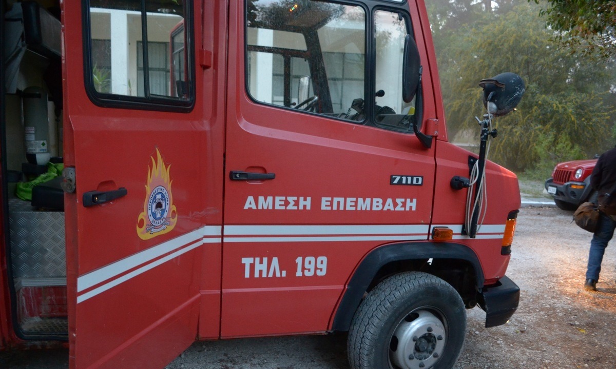 Φωτιά στο Μαζαράκι Αχαΐα: Στο σημείο βρίσκονται 25 πυροσβέστες (pic)