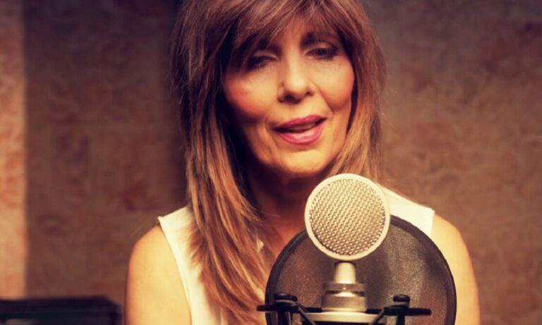 Η Στανίση απαντά σε όσους λένε για τη φωνή της: «Μωρέ δεν πάνε να γ…» (vid)