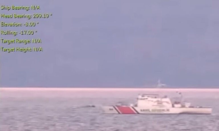 «Συναγερμός» στο Αιγαίο! Τουρκικά σκάφη συνοδεύουν βάρκες με μετανάστες (vid)