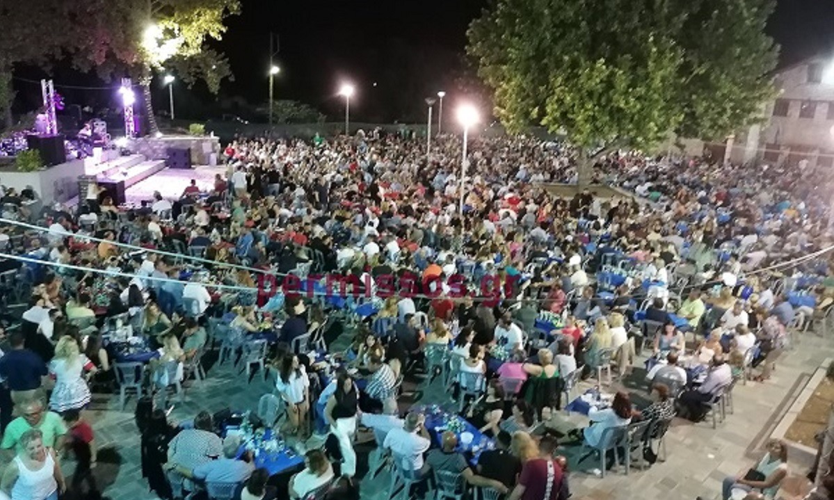 Αλίαρτος: Έγινε του… συνωστισμού σε γλέντι αθλητικού ομίλου (pics)