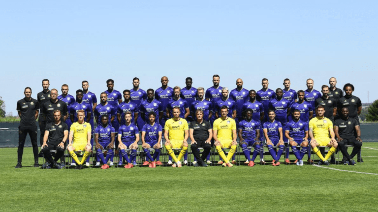 Με Βράνιες η 1η επίσημη φωτό της Αντερλεχτ για τη νέα σεζόν