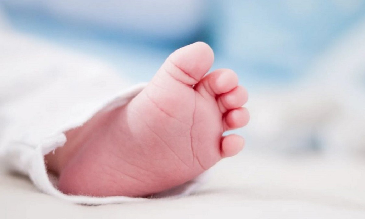 Σοκ στη Ναύπακτο: 19χρονη γέννησε και έπνιξε το μωρό της