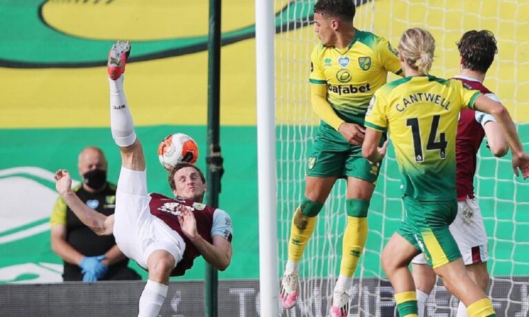 Νόριτς – Μπέρνλι 0-2: «Καναρίνια» για… κόκκινη κάρτα (vids)