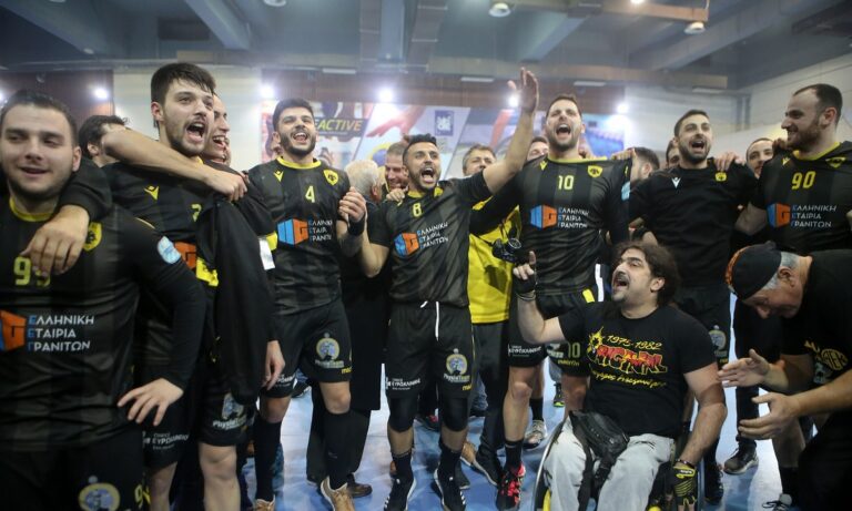 Αποκάλυψη Παπασταμάτη: «Γήπεδο χάντμπολ για την ΑΕΚ!»