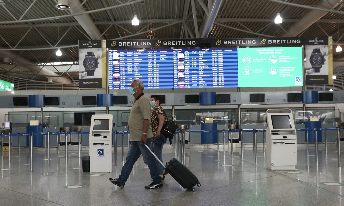 Κορονοϊός: Αρνητικά τα πρώτα 250 αποτελέσματα από τα τεστ στα αεροδρόμια