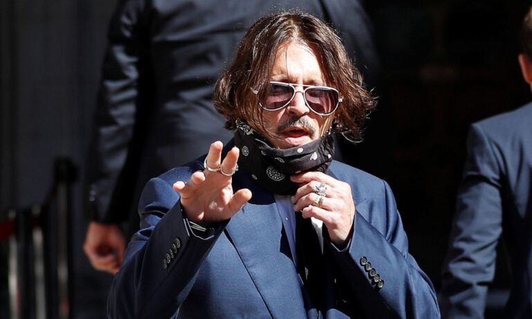 Τζόνι Ντεπ: Απίστευτες αποκαλύψεις, το μεσημεριανό του ήταν ουίσκι και κοκαΐνη