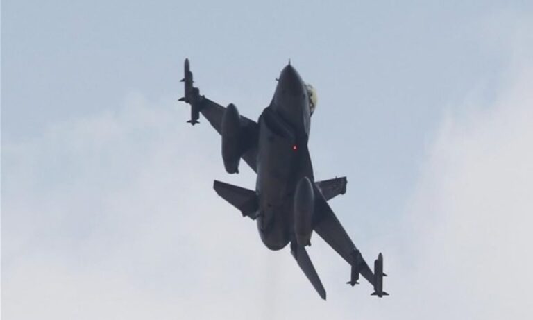 Χαμηλή Επιδρομή Ελληνικών F-16 πάνω απο το Αιγαίο: «Είμαστε αποφασισμένοι να πεθάνουμε για το Καστελόριζο»