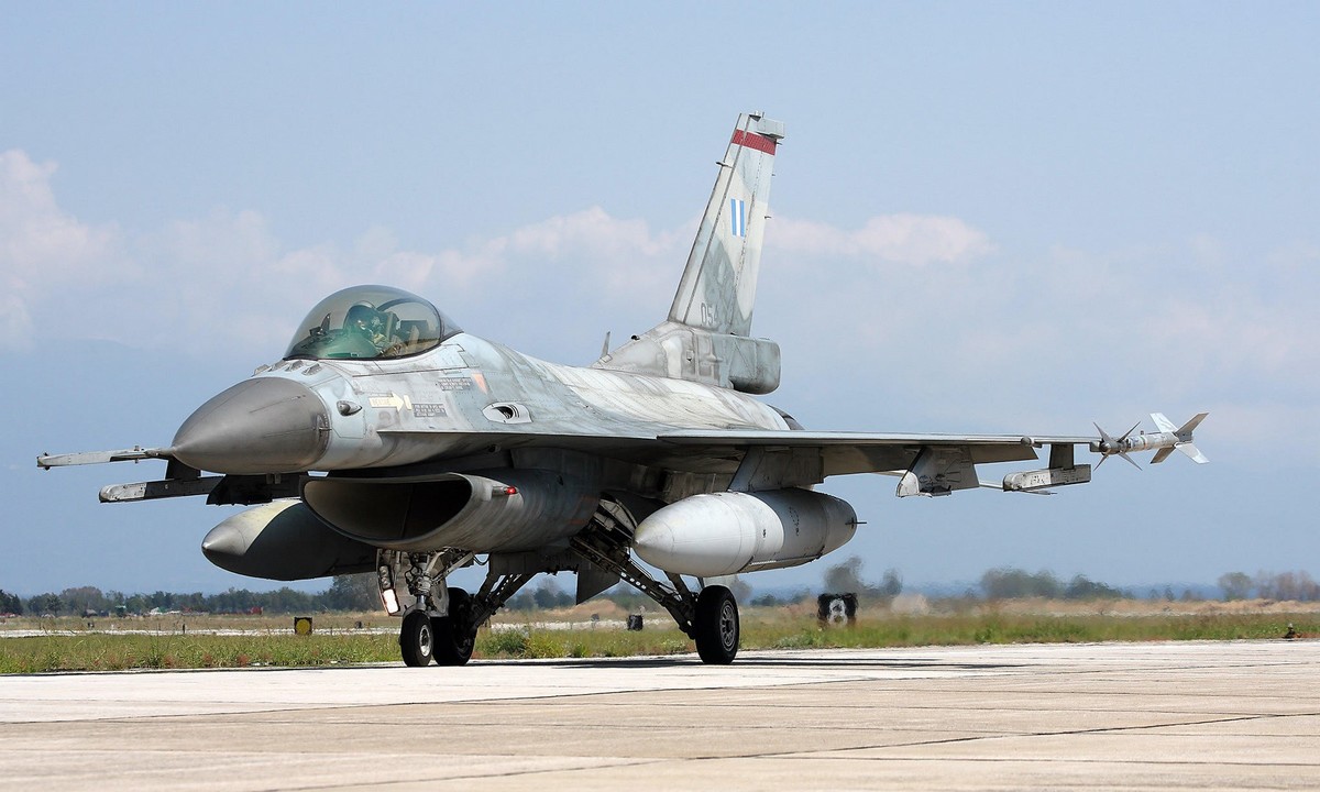 Πολεμική αεροπορία: Αναβαθμίζονται τα ελληνικά F-16