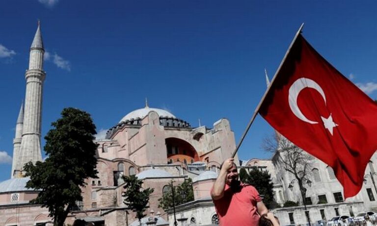 Αγία Σοφία: Ετοιμάζει κυρώσεις η ΕΕ-Δεν κάνει πίσω η Τουρκία!