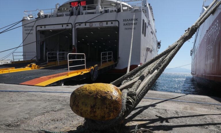 Θρίλερ στον Πειραιά: Εντοπίστηκε νεκρή γυναίκα στο λιμάνι