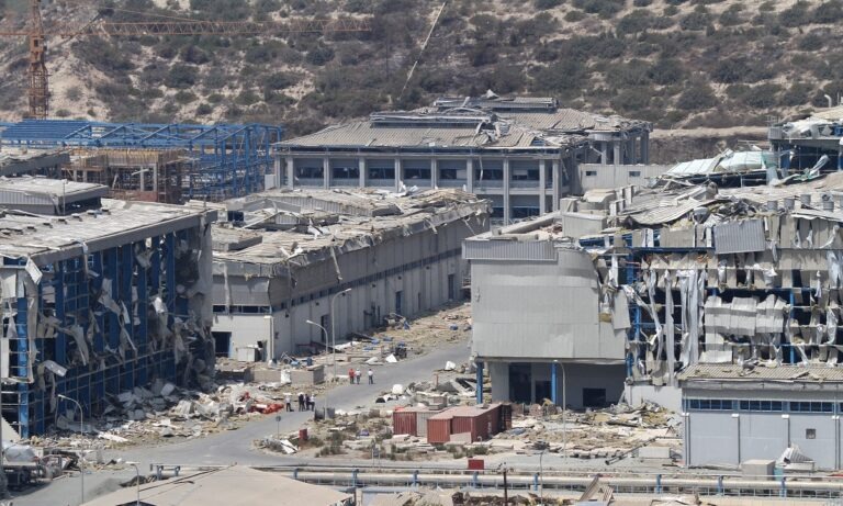 2011: H τρομερή έκρηξη στο Μαρί της Κύπρου στερεί τη ζωή σε 13 άτομα (vid)