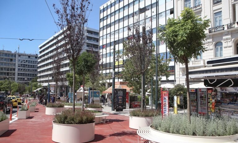 Μεγάλος Περίπατος: ΒΟΜΒΑ! Εισήγηση Μπακογιάννη – Αλλάζει ξανά η Πανεπιστημίου