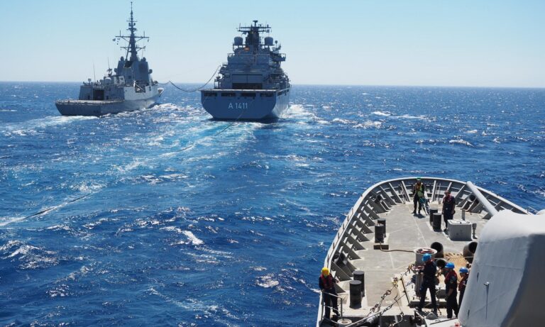 Εξελίξεις για τη «μάχη» στο Αιγαίο: Ραντεβού Μέρκελ – Μακρόν για τα ελληνοτουρκικά