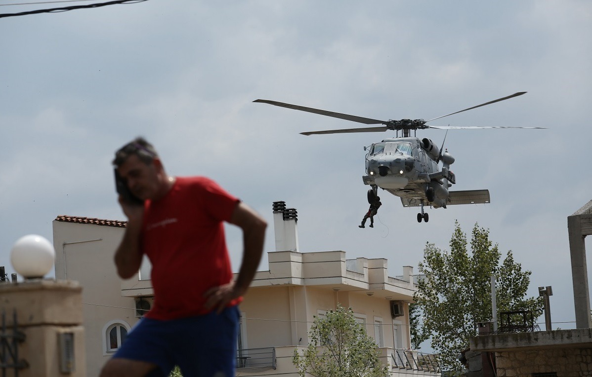 Εύβοια - Πλημμύρες: Φωτογραφίες και βίντεο από τις καταστροφές που σοκάρουν (vids+pics)