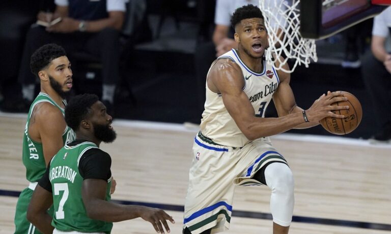 Μπακς-Σέλτικς 119-112: «Όργια» Αντετοκούνμπο στην επιστροφή! (vids)