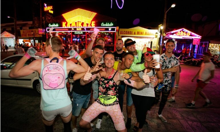 Κορονοϊός: Στα Χανιά το πρώτο δεκαχίλιαρο για παραβίαση ωραρίου (vid)