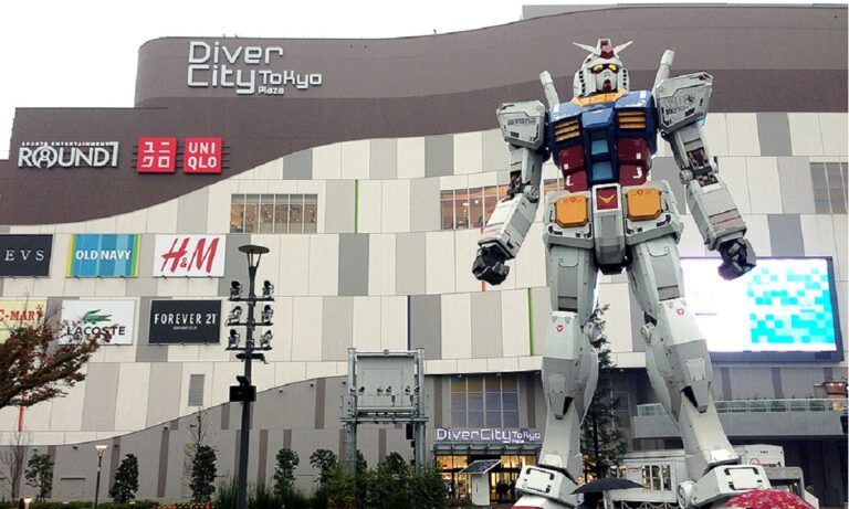 Viral: Ιάπωνες κατασκεύασαν ρομπότ 20 μέτρων που θυμίζει Transformer! (vid)